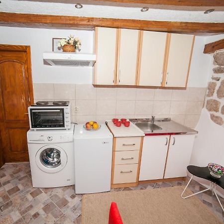 Apartment Alexandra Kotor Eksteriør bilde